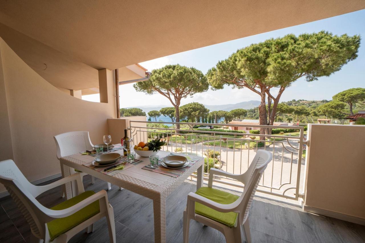 Residence Le Grazie Est Capoliveri  Eksteriør billede