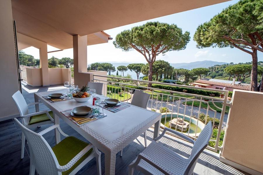 Residence Le Grazie Est Capoliveri  Eksteriør billede
