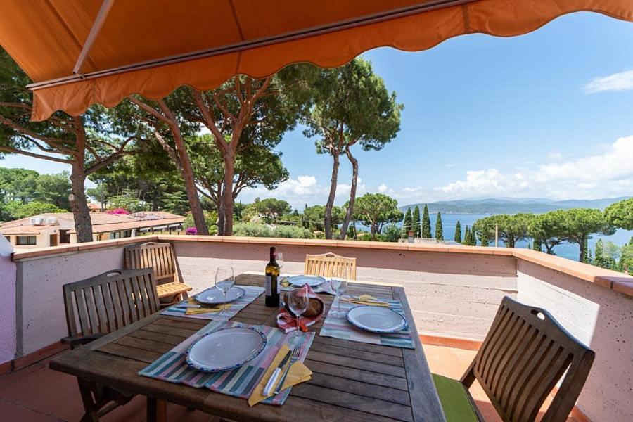 Residence Le Grazie Est Capoliveri  Eksteriør billede